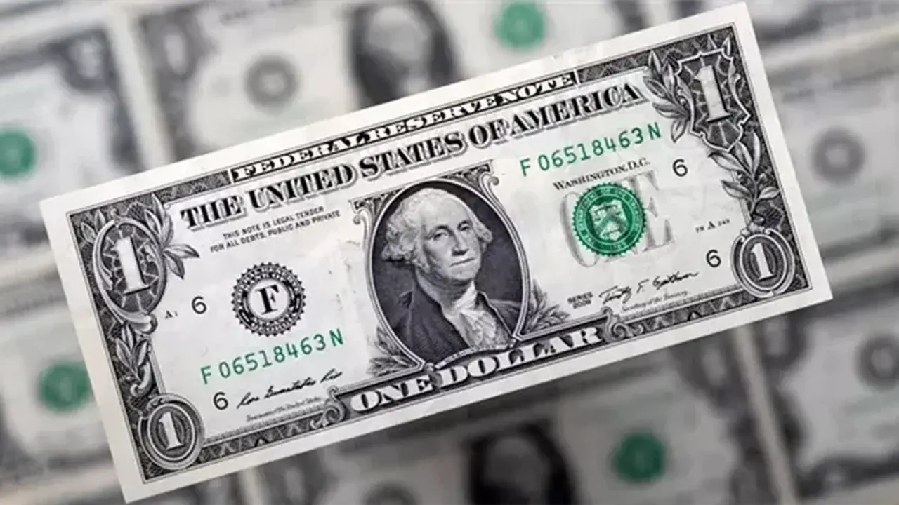 هدوء في البنوك.. تحركات سعر صرف الدولار مقابل الجنيه المصري مطلع الأسبوع